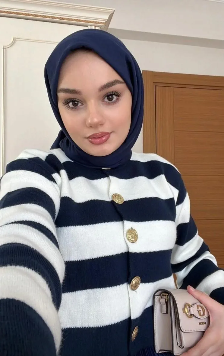 Gizem - Ataşehir Escort