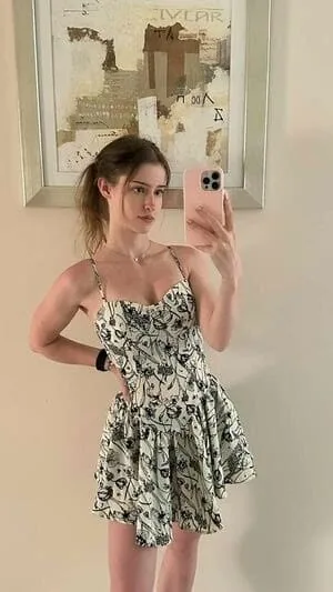 Nazlı - Kartal Escort