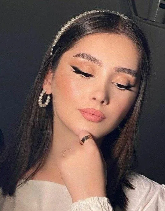 Ceren - Kadıköy Escort