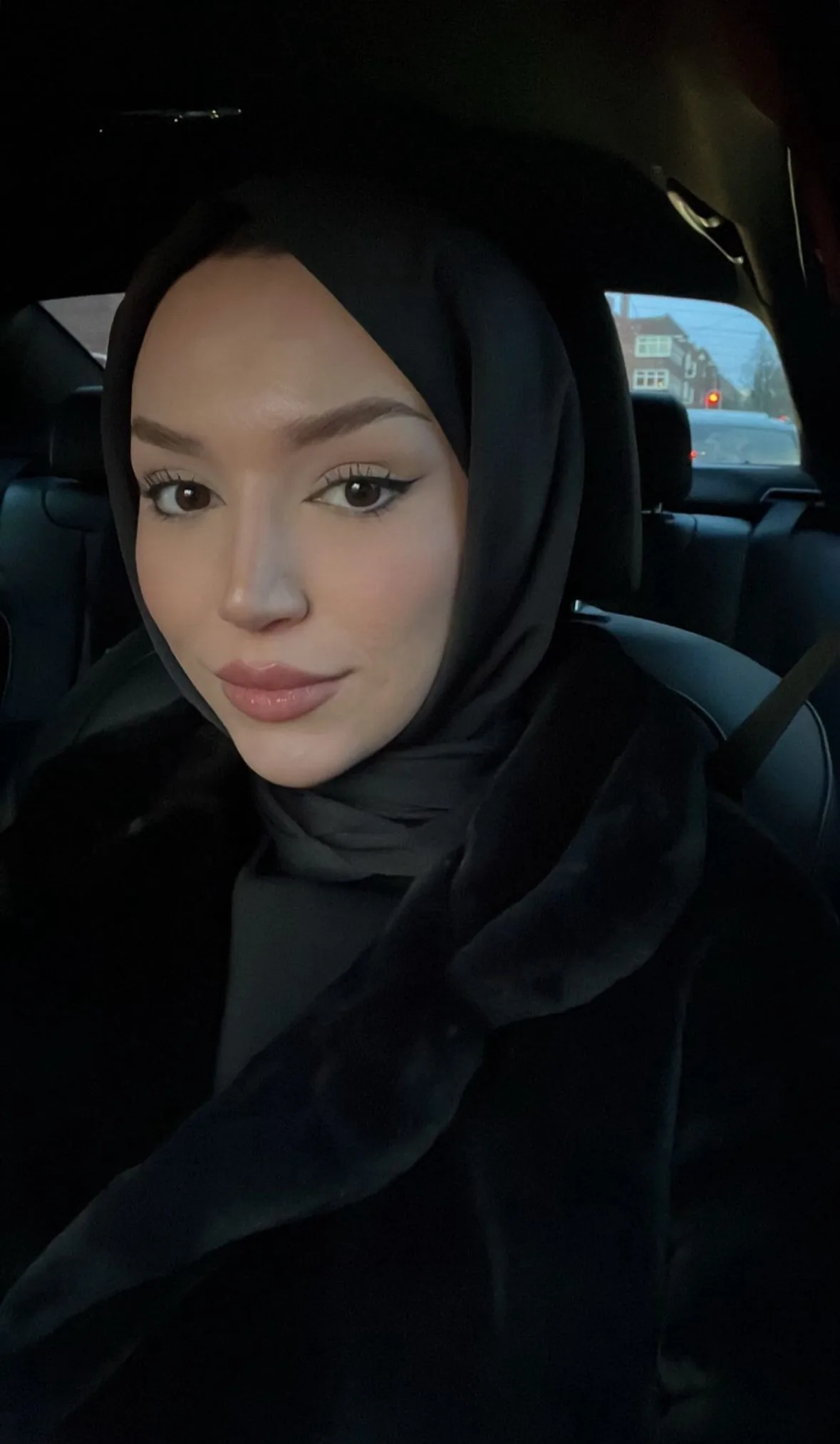 Bade - Maltepe Escort