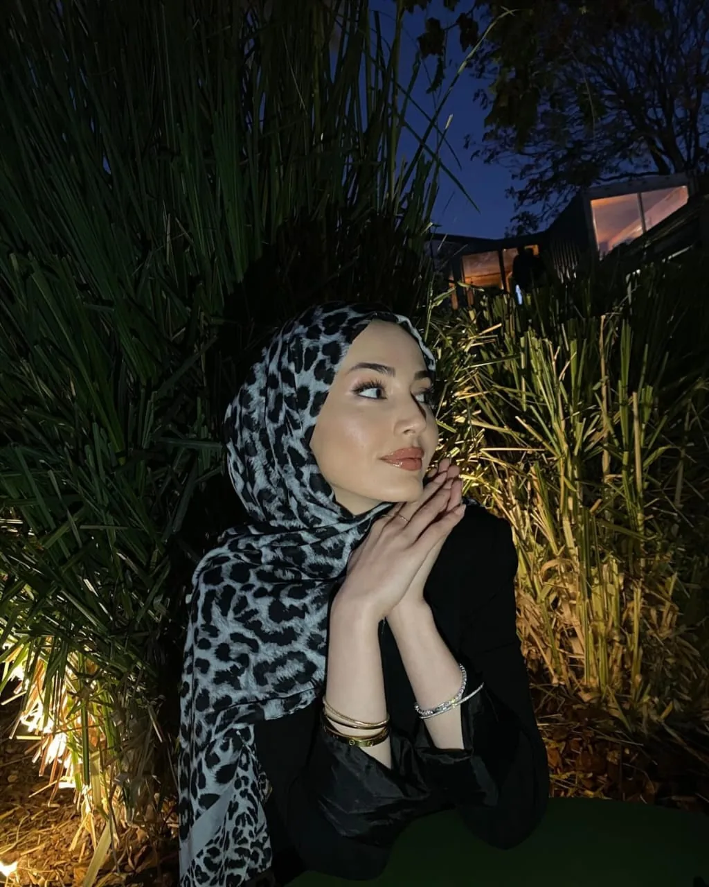 Esra - Kartal Escort