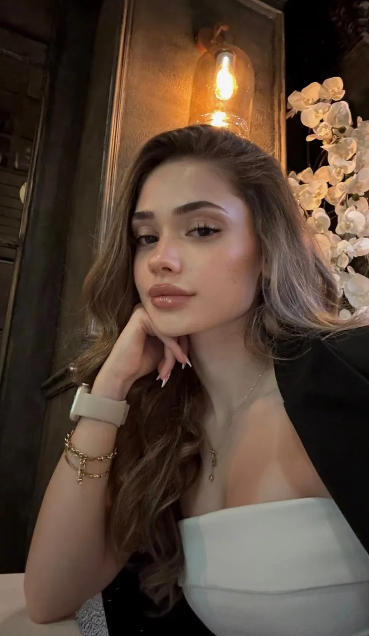 Selen - Ataşehir Escort