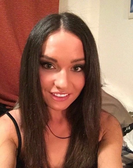 Esenyurt Escort - Taş Gibi Sımsıkı Hatun Gebze Escort Derya